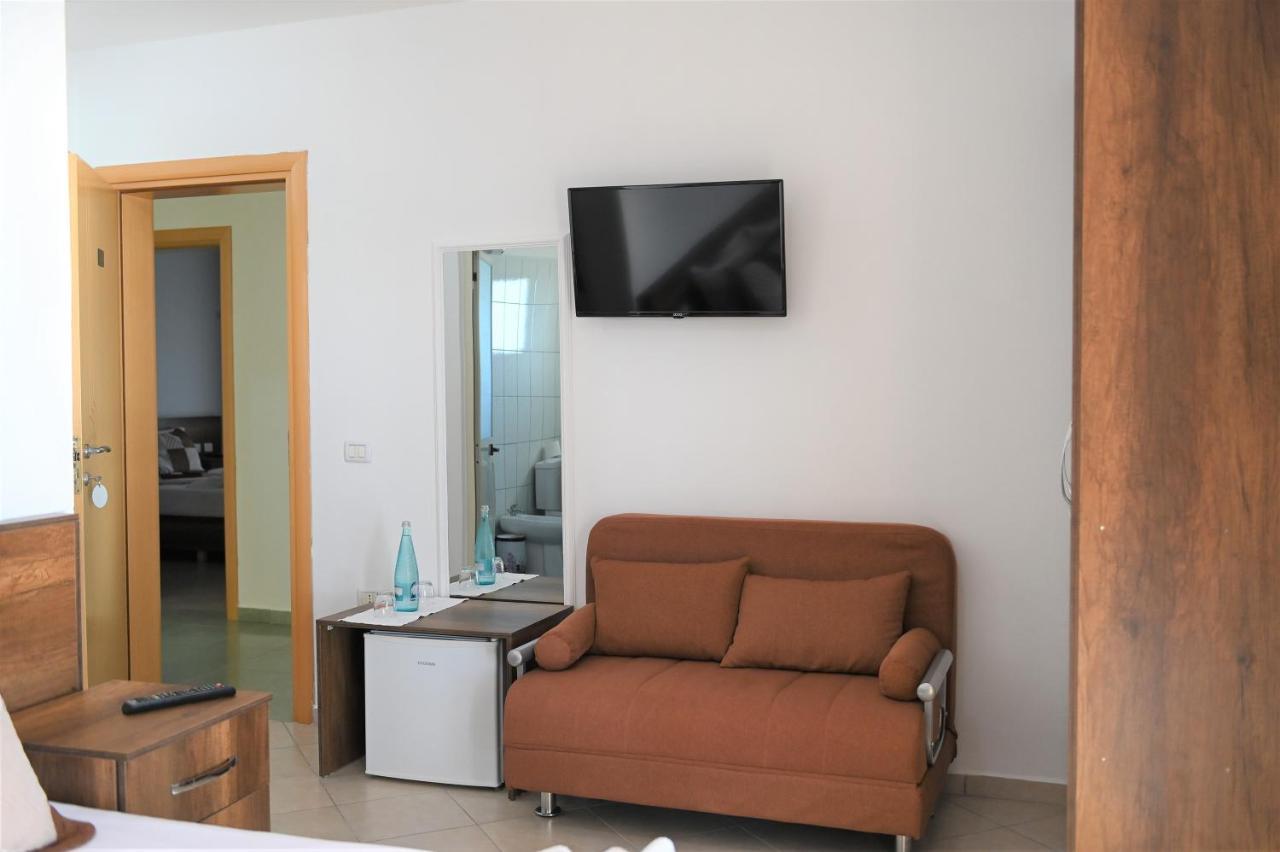 Vila Oxinn Kryemedhej Екстер'єр фото