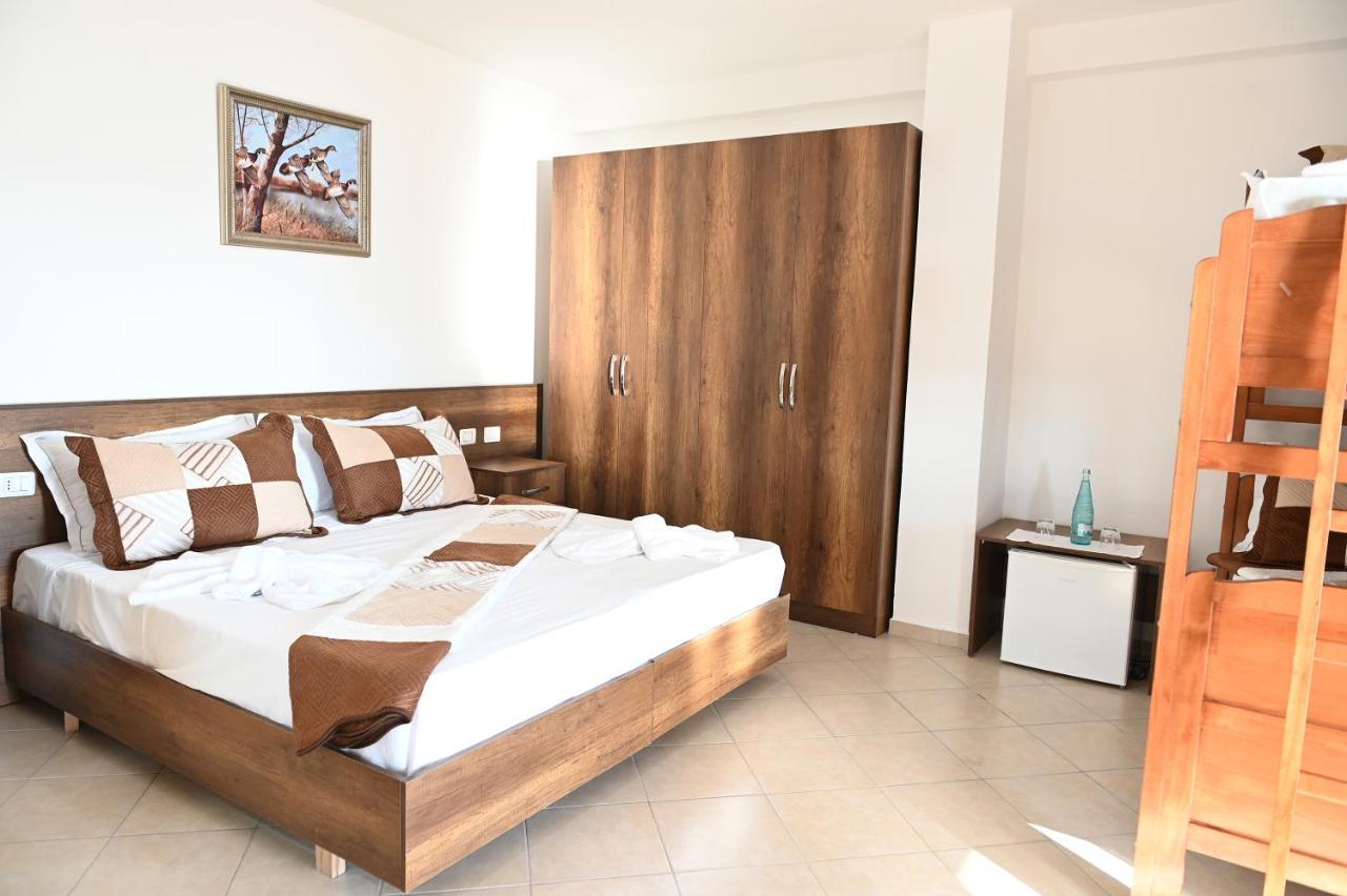 Vila Oxinn Kryemedhej Екстер'єр фото