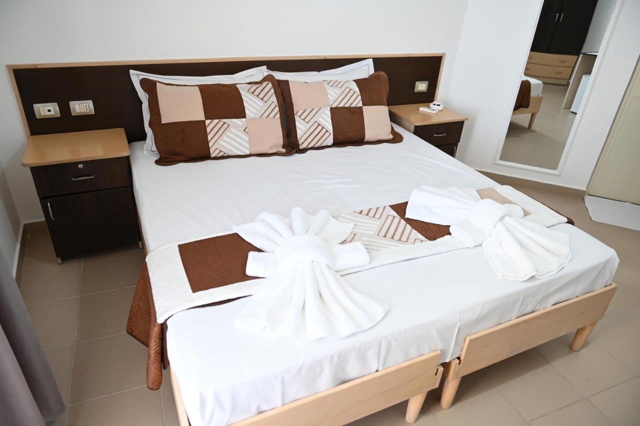 Vila Oxinn Kryemedhej Екстер'єр фото